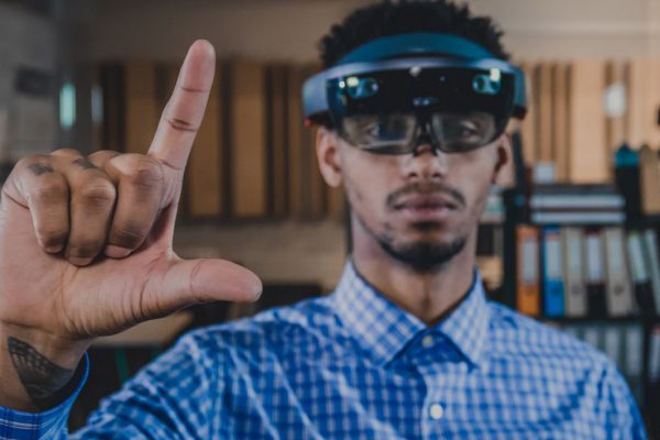 “Valence Group Announces New Partnership with Taqtile” – Market Insider