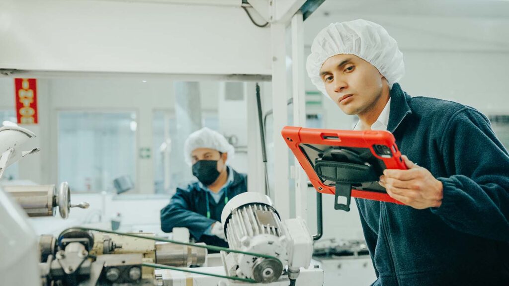 eBook: Why iPads are a great choice for scaling AR-enabled work instructions